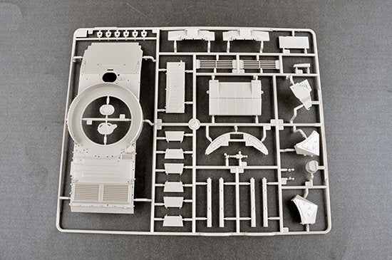 Trumpeter 09565 Russian Obj199 BMPT Frame in ATGM launcher ATAKA 1/35 – image 7