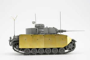 Border Model BT-048 Pz.Bef.Wg.III Ausf.K 2in1 w/Schürzen 1/35 – obrázek 9