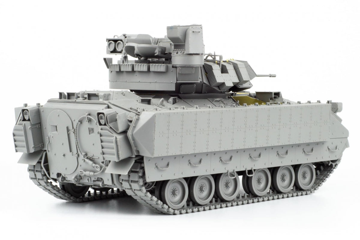 Magic Factory 2004 M-SHORAD Bradley M2A4 IFV 3-in-1 1/35 – obrázek 10