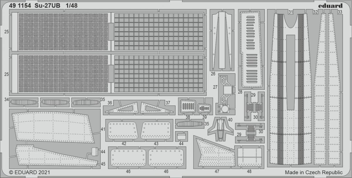 Maquette Eduard 491154 Su-27UB pour GREAT WALL HOBBY au 1/48