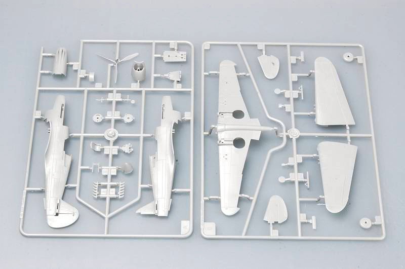 Trumpeter 01632 P-40B/C Warhawk 1/72 – obrázek 2