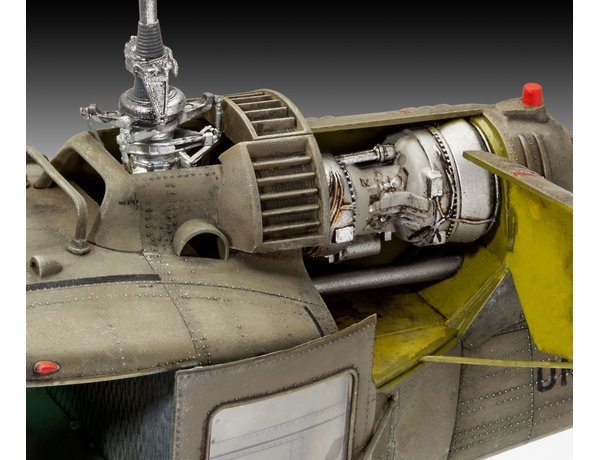 Revell 04960 Bell UH-1C 1/35 – Bild 6