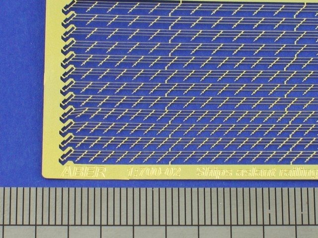 Aber 1/700-02 Ship aslant railing for stairs at 45 degrees 1/700 – immagine 2