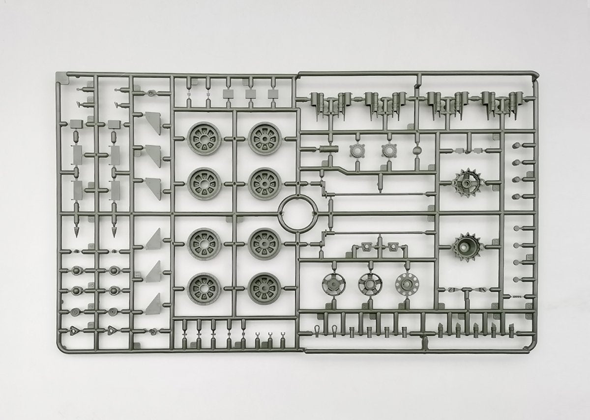 Amusing Hobby 35A050 Russian Main Battle Tank T-90A FULL INTERIOR 1/35 – image 11