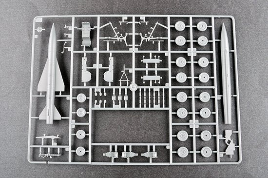 Trumpeter 01695 Soviet Tu-22 &amp;quot;Blinder&amp;quot; tactical bomber 1/72 – Bild 10