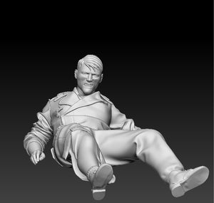 Glowel Miniatures 35007 Wounded panzer crewman and commrade 1/35 – image 6