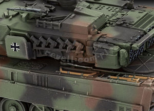 Revell 63355 Leopard 2 A7V Model Set 1/72 – image 5