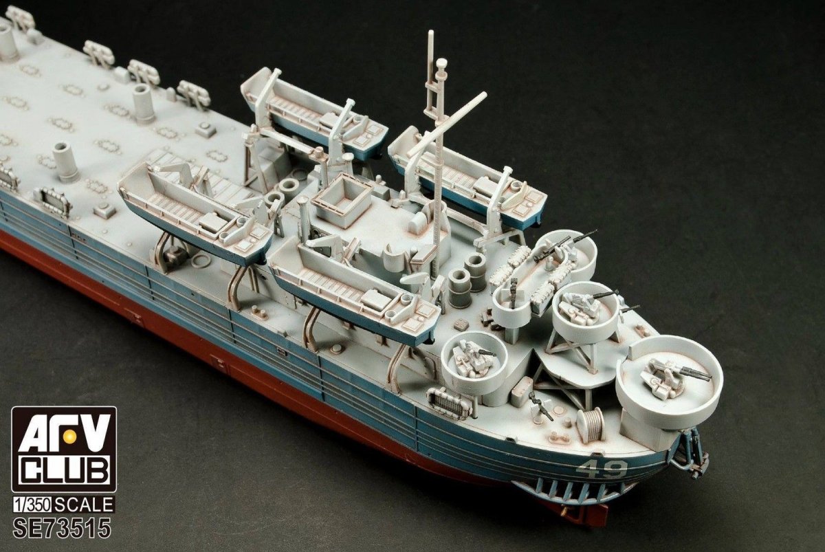 AFV Club SE73515 US NAVY TYPE 2 LSTs LST-1 CLASS 1/350 – image 5