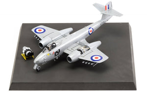 Airfix 09184 Gloster Meteor F8 Korean War 1/48 – image 2