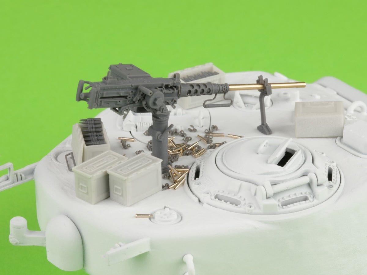 Master GM-35-063 Browning M2HB .50 cal (12,7mm) - karabin maszynowy z mocowaniem czołgowym - okres II w.św. (wczesna kołyska M23 z wczesnym zasobnikiem na amunicję) 1/35 – zdjęcie 18