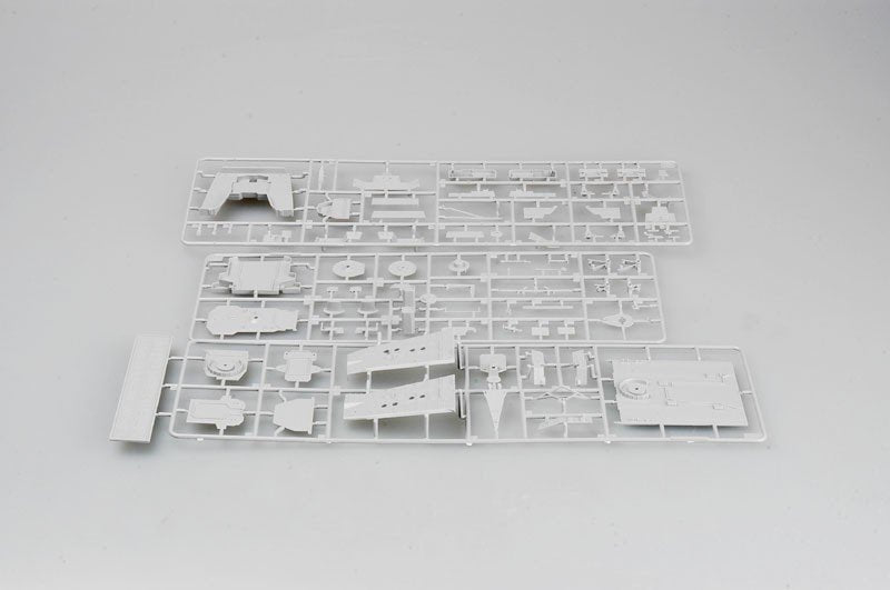 Trumpeter 04520 Russian Cruiser Admiral Ushakov (ex-Kirov) 1/350 – obrázek 5