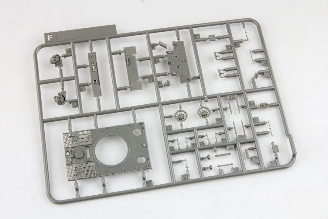 Border Model TK-7204 Tiger I Initial 1/72 – image 9
