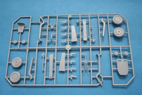 Specjal Hobby 32004 239 Buffalo Taivaan Helmi over Finland 1/32 – image 5