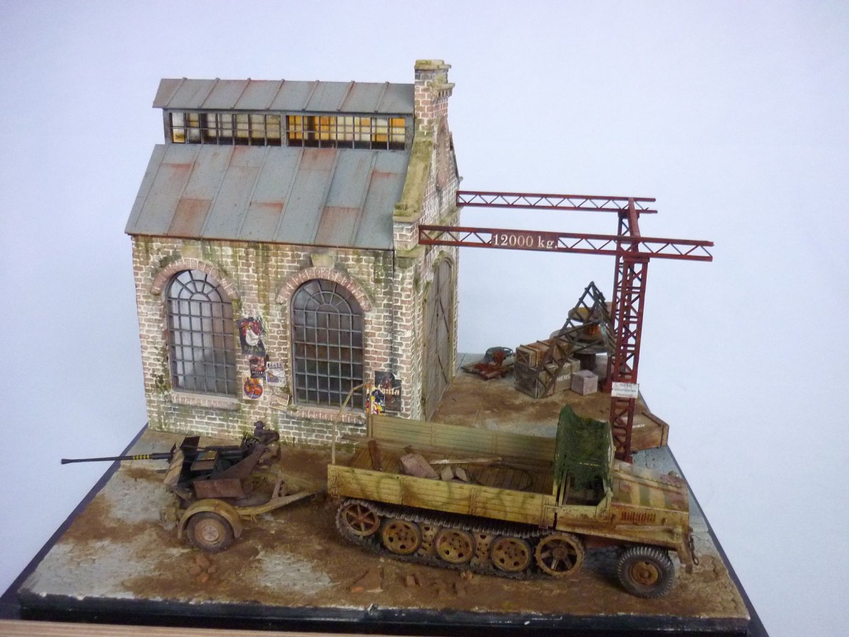 RT-Diorama 35292 Diorama-Base: &amp;quot;Railroad Shed&amp;quot; 1/35 – image 10