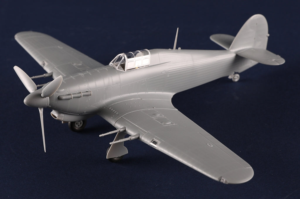 Hobby Boss 81779 Hawker Hurricane Mk.IIc / Trop 1/48 – Bild 11