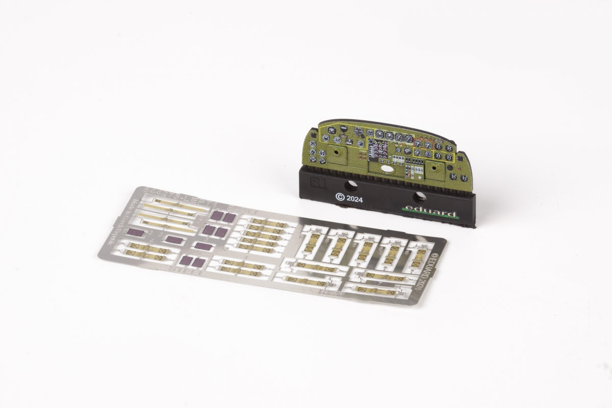 Eduard 644285 B-24J LooKplus HOBBY BOSS 1/48 – zdjęcie 2