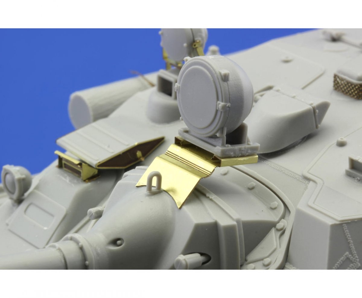 Eduard 36194 ASU-85 SPG (1956) 1/35 Trumpeter – image 9