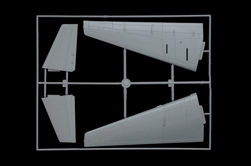 Italeri 2735 ES-3A Shadow 1/48 – image 6