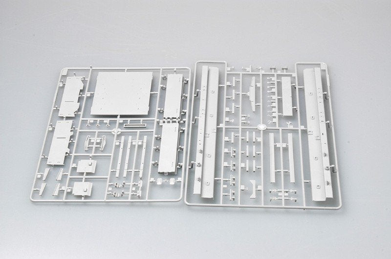 Trumpeter 01005 MAZ/KZKT-537L Ballast Tractor 1/35 – image 10