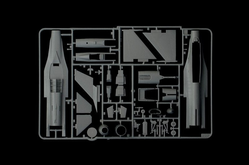 Italeri 1337 General Dynamics F-16 ADF/AM Special colors 1/72 – image 3