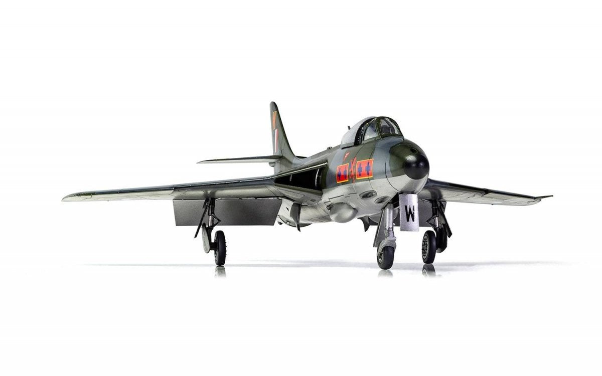 Airfix 09185 Hawker Hunter F6 1/48 – image 12