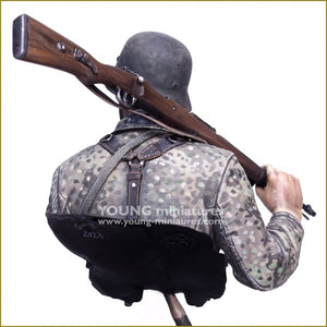 Young Miniatures YM1895 Young German Soldier WWII 1/10 – obrázek 4