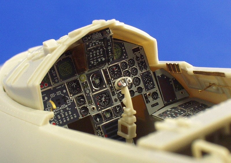 Eduard 32532 F-15C interior 1/32 Tamiya – image 5