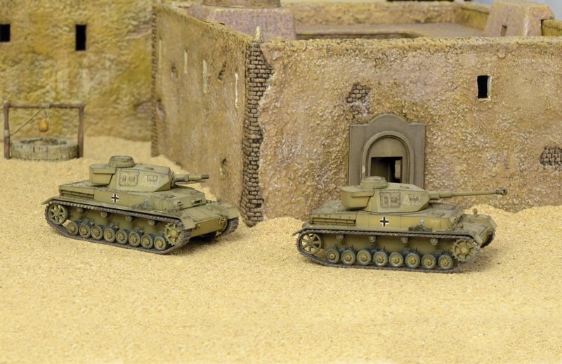 Italeri 7514 SD. KFZ. 161 VPs. KPFW. IV AUSF.F1/F2 (1/72)
