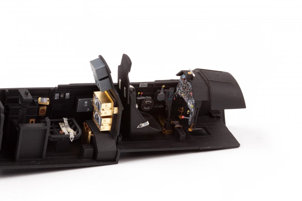 Eduard BIG33146 Ju 87G-1/2 BORDER MODEL 1/35 – imagen 11