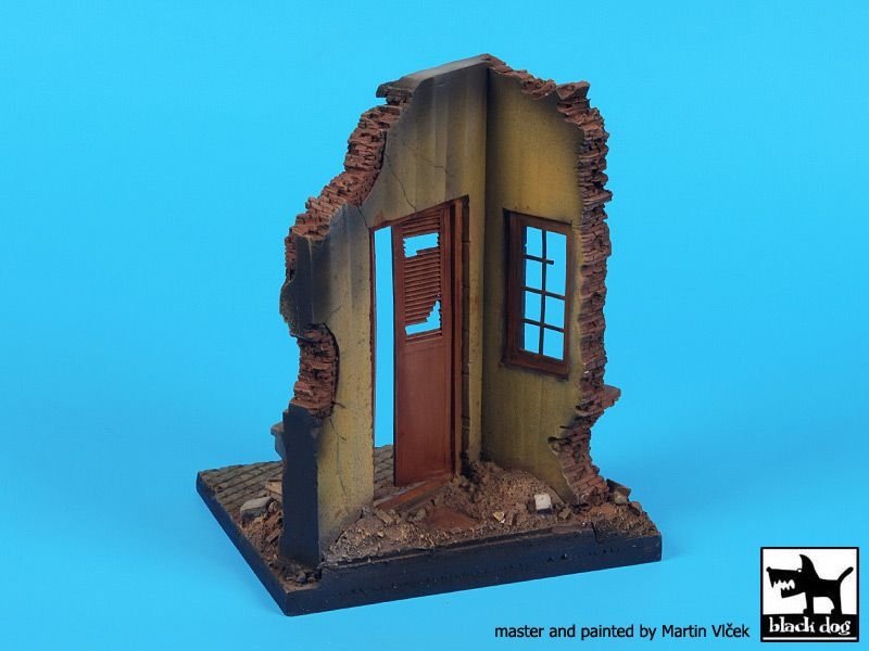 Black Dog D35104 Maison d&amp;#39;angle N°6 socle 1/35 – image 3