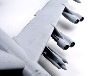 Modelcollect UA72200 B-52H US Stratofortress Strategic Bomber 1/72 – obrázek 11