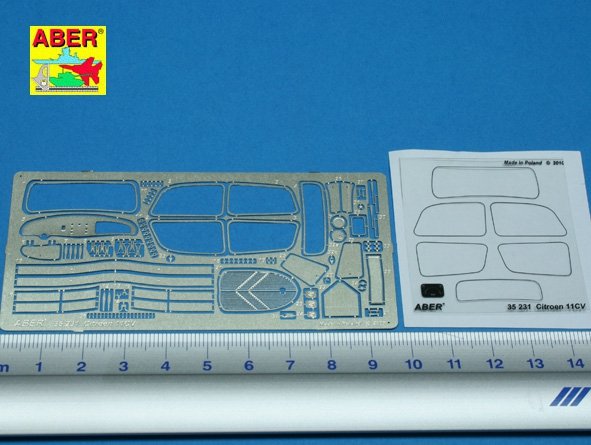 Aber 35231 Citroen Traction 11CV Staff Car 1/35 – image 2
