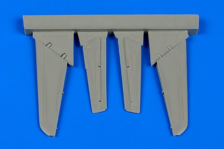 Surfaces de contrôle du MiG-15 Aires 7322, échelle 1/72, Eduard