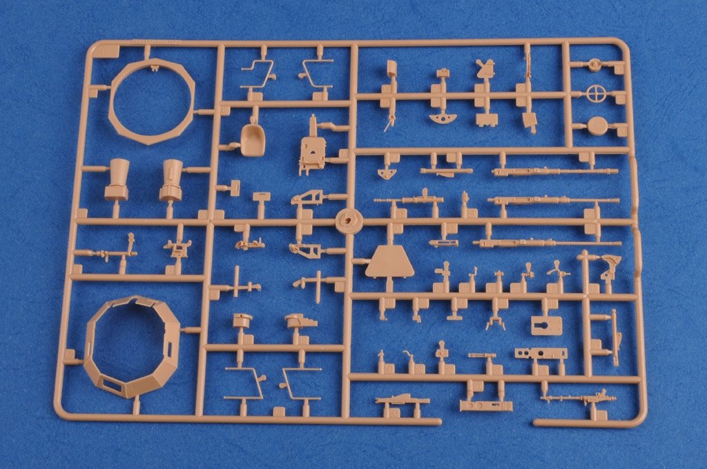 Hobby Boss 83816 German Sd.Kfz.222 Leichter Panzerspahwagen 1/35 – imagen 6