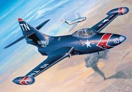 Revell 04582 F9F-5P Panther (Reconnaissance) (1/48) – image 2