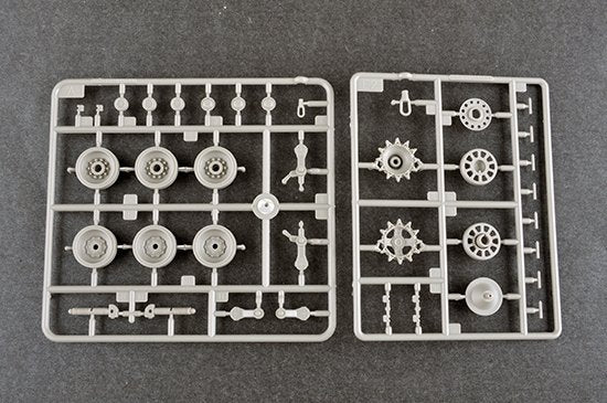 Trumpeter 09521 S-300V russe 9A85 SAM 1/35 – image 6