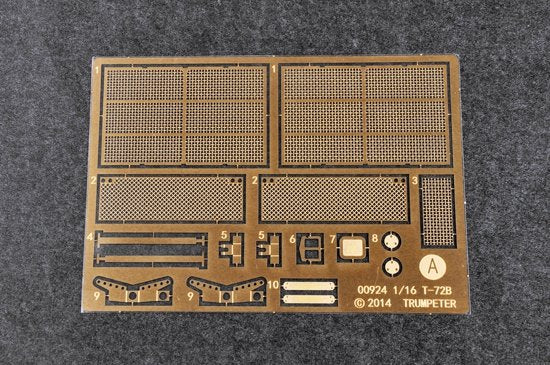 Trumpeter 00925 Russian T-72B1 MBT w/kontakt-1 reactive armor 1/16 – image 17