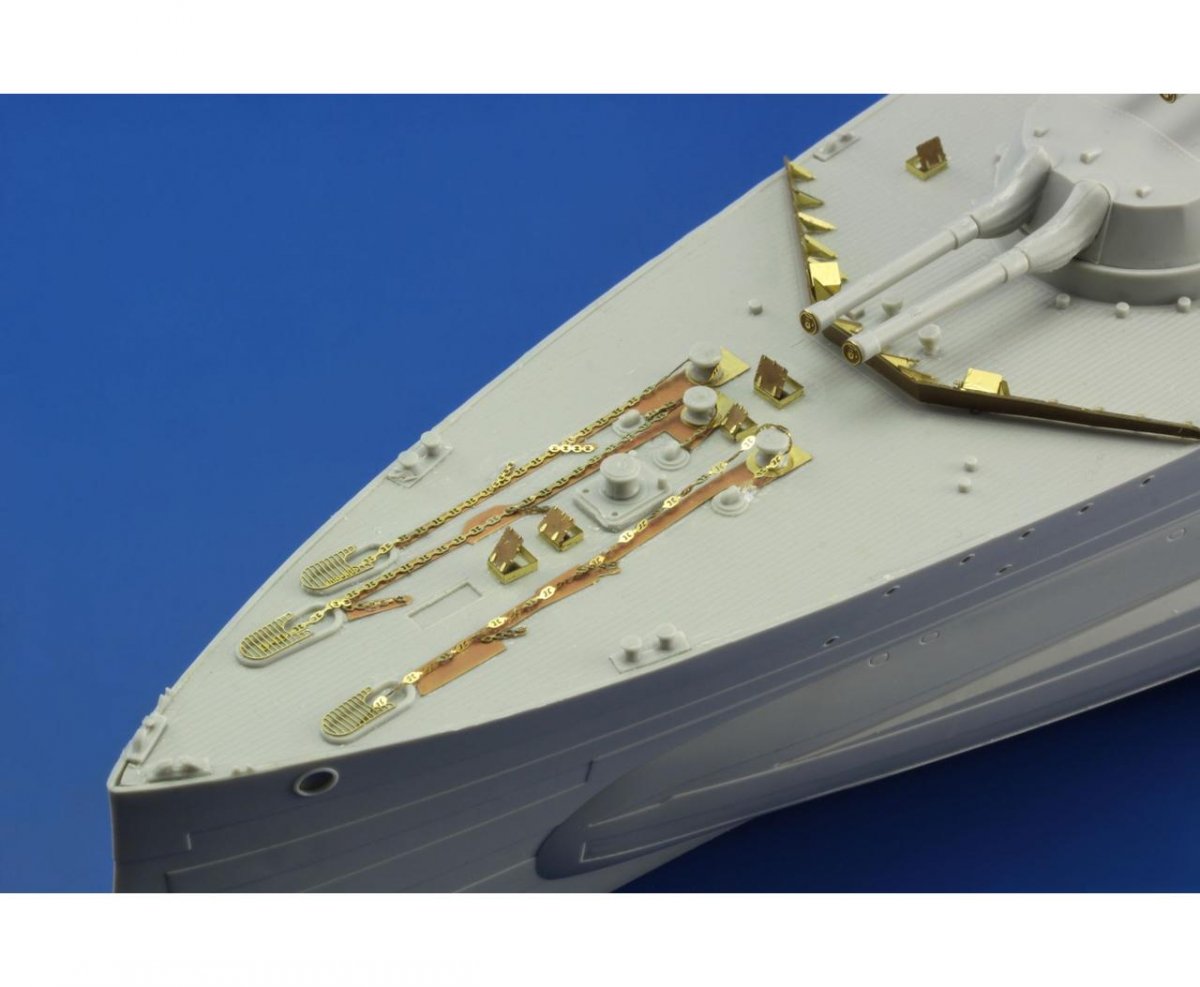 Eduard 53149 HMS Queen Elizabeth 1943 pt 5 - deck &amp;amp; main batteries TRUMPETER 1/350 – imagen 2