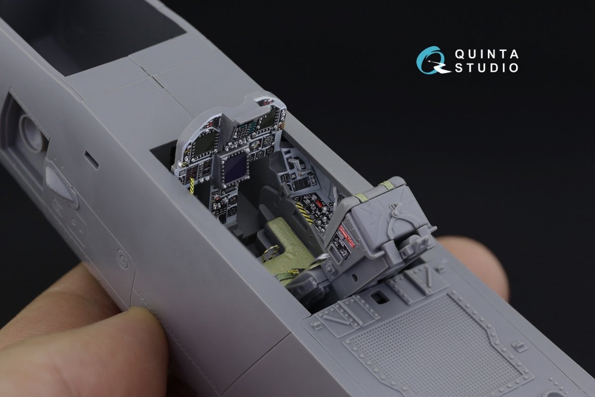 Quinta Studio QD32101 F/A-18C Early 3D-Printed &amp;amp; colored Interior on decal paper (for Academy kit) 1/32 – image 7