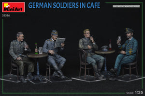 MiniArt 35396 GERMAN SOLDIERS IN CAFE 1/35 – imagen 2