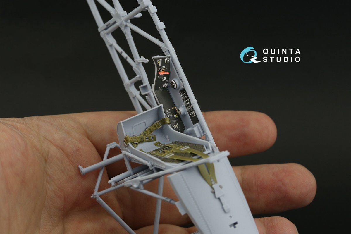 Quinta Studio QD24002 Hawker Typhoon (Car Door) 3D-Printed &amp;amp; colored Interior on decal paper (Airfix) 1/24 – Bild 5