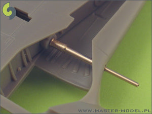 Master AM-48-017 Fw 190 A2 - A5 armament set (MG 17 barrel tips, MG FF barrels, MG 151 barrels in fairings) &amp;amp; Pitot Tube (1/48) – imagen 2