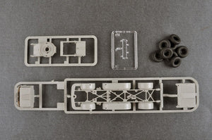 Trumpeter 07180 Russian 9P140 TEL of 9K57 Uragan Multiple Launch Rocket System 1/72 – Bild 11