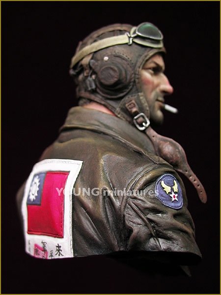 Young Miniatures YM1843 FLYING TIGERS 1942 1/10 – Bild 3