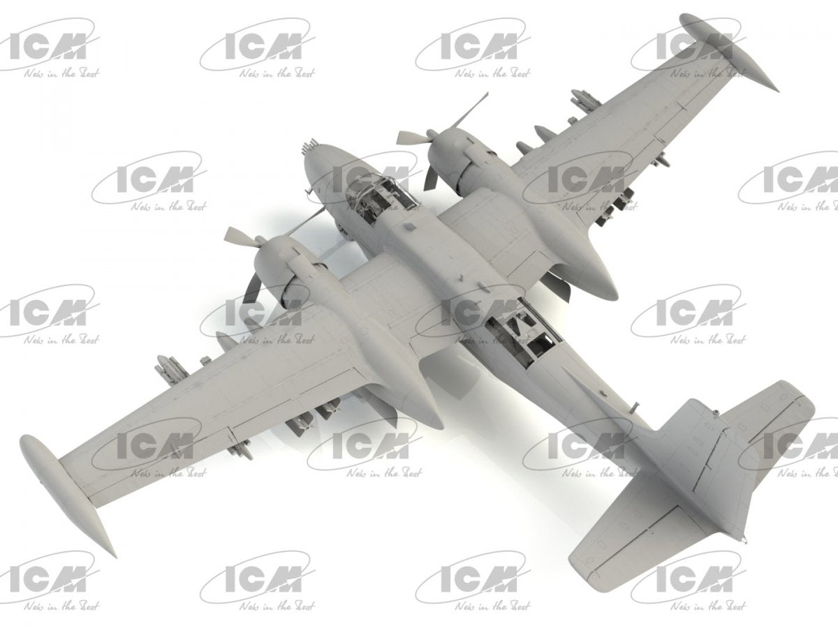 ICM 48280 B-26K with USAF Pilots &amp;amp; Ground Personnel 1/48 – image 3