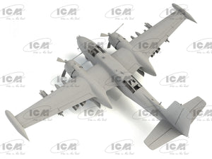 ICM 48280 B-26K with USAF Pilots &amp;amp; Ground Personnel 1/48 – image 3