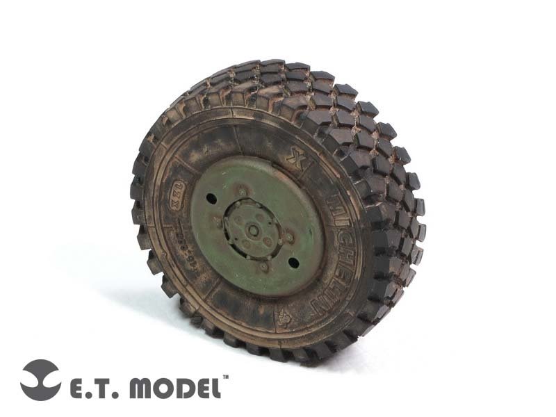 ET Model ER35-041 Modern US M1070 Truck Tractor Weighted Road Wheels For HOBBYBOSS 85502 1/35 – Bild 4