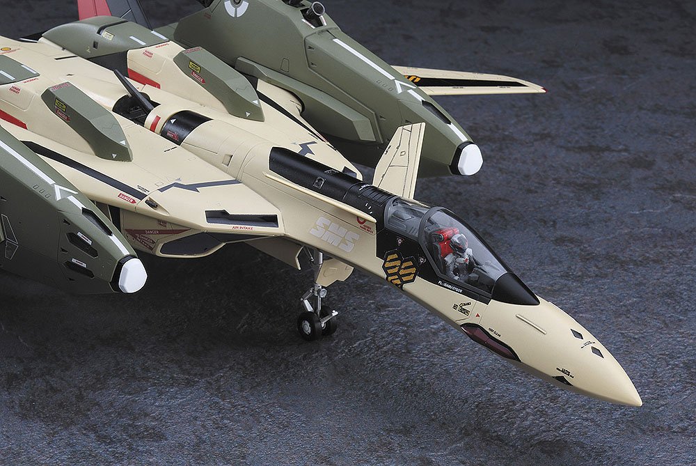 Hasegawa 65836 VF-19EF/A Isamu Special &amp;#39;Macross Frontier&amp;#39; 1/72 – obrázek 7