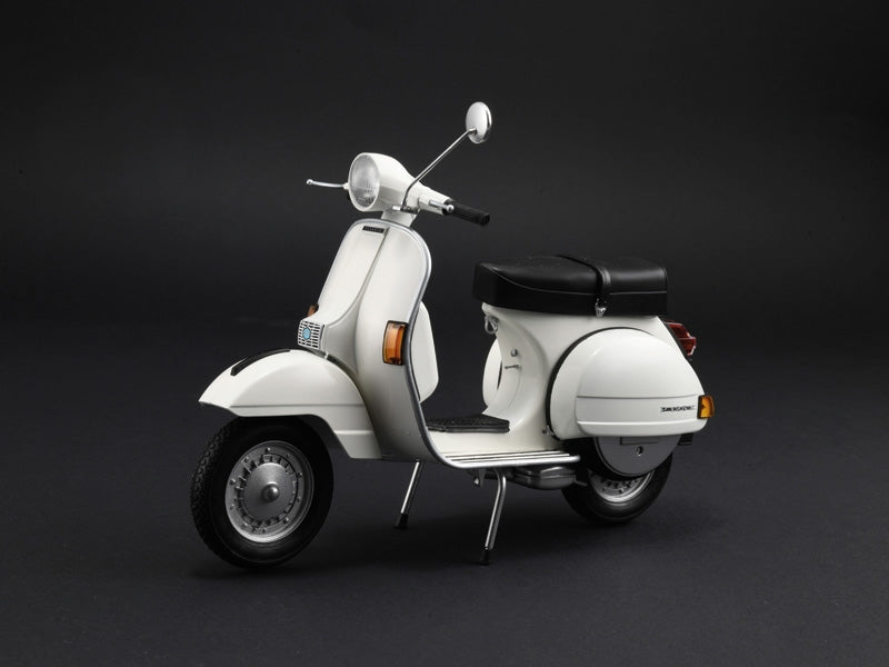Italeri 4645 Vespa PX 125/150 (1978) 1/9