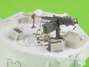 Master GM-35-063 Browning M2HB .50 cal (12,7mm) - karabin maszynowy z mocowaniem czołgowym - okres II w.św. (wczesna kołyska M23 z wczesnym zasobnikiem na amunicję) 1/35 – zdjęcie 16
